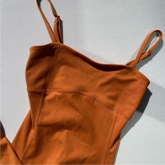 Revolve WellBeing + BeingWell FlowWell Fleur Jumpsuit Sz S Burnt Orange Stretch - Picture 6 of 9